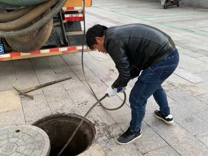 南京江宁区下水道疏通公司高压清洗管道